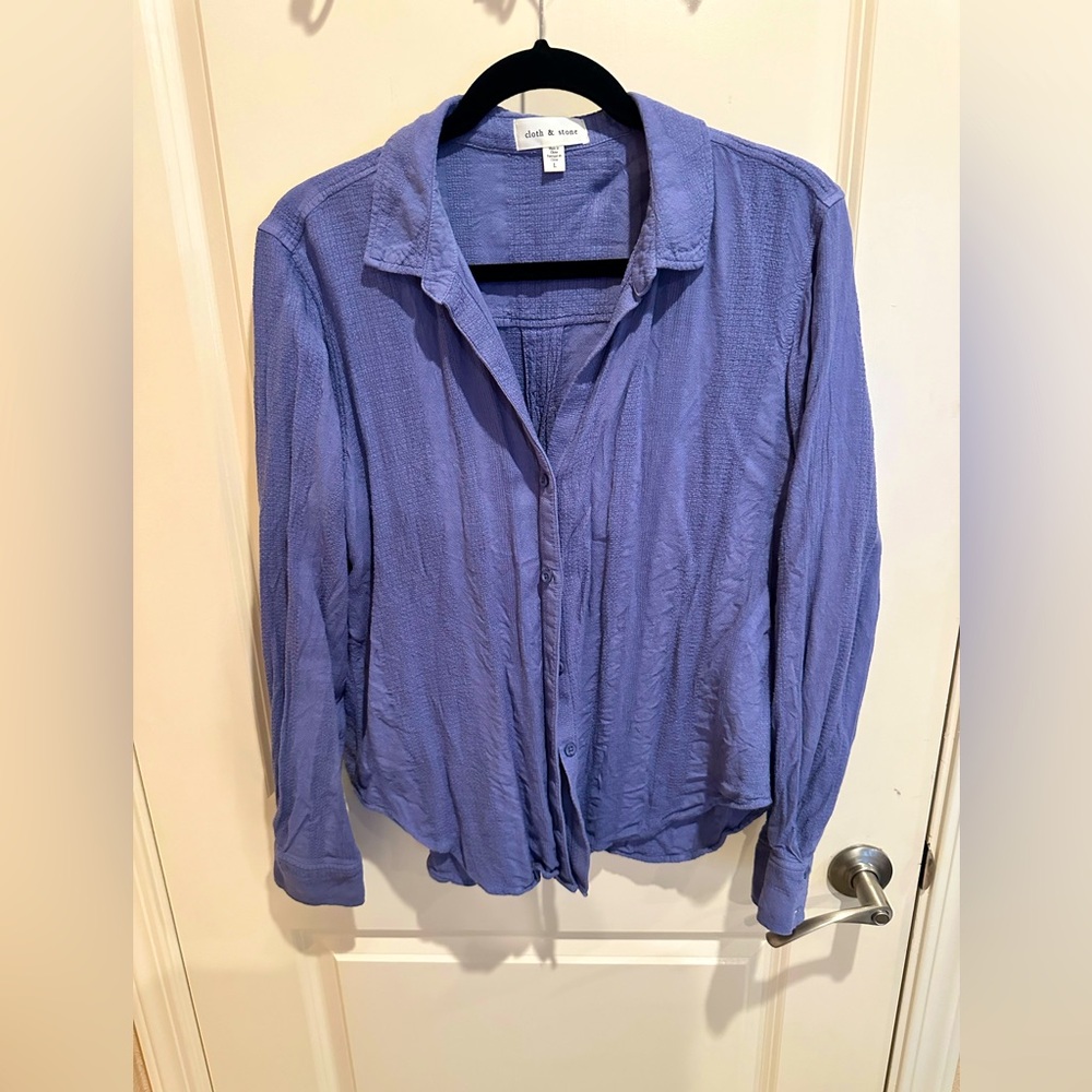 Anthropologie Cloth and Stone Long Sleeve button down in blue